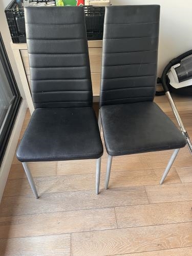 Second-hand Set of 2 Chairs