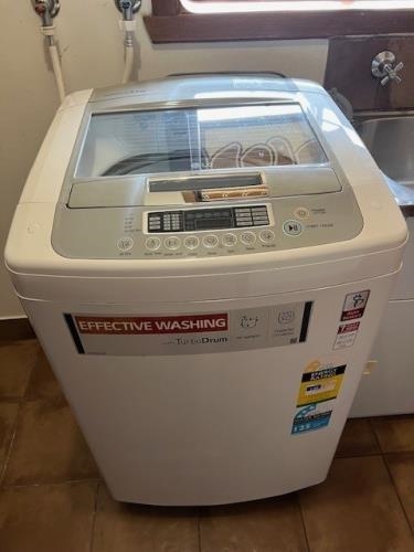 Second-hand LG 8.5kg Top Load Washing Machine