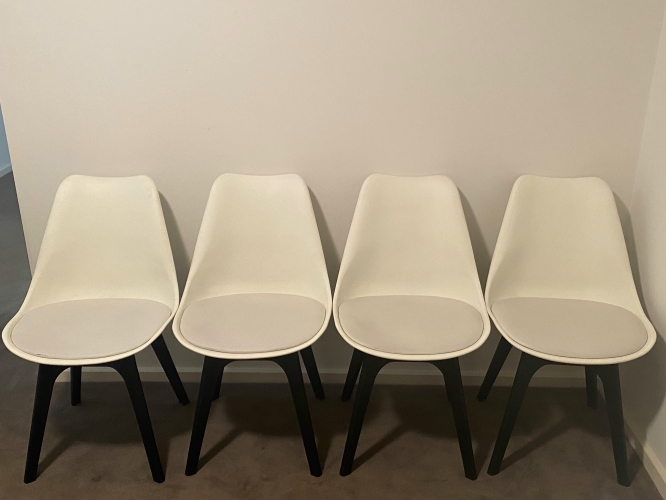 Second-hand Set of 4 Chairs