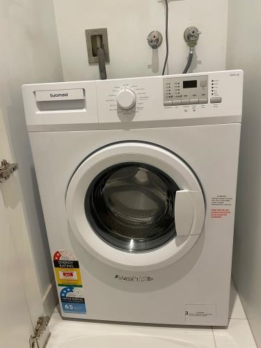 Second-hand Euromaid 5.5kg Front Load Washing Machine