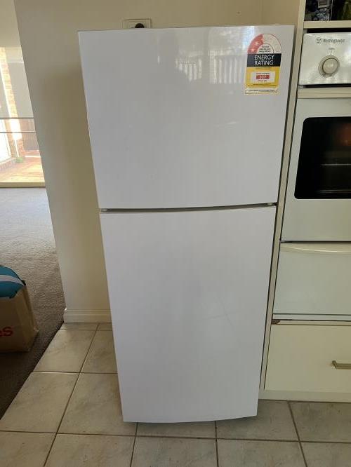 Second-hand Haier 224L Top Mount Fridge - Photo 1)