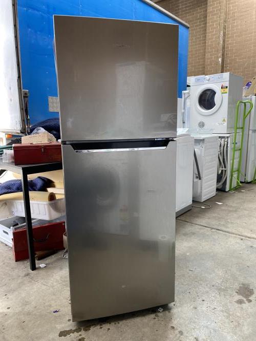 Second-hand Hisense 207L Top Mount Fridge