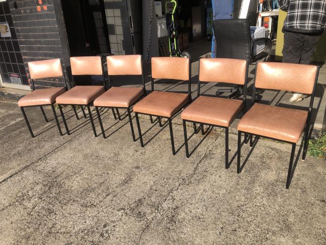 Second-hand Set of 6 Dining Chairs - Photo 1)