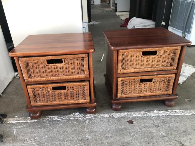 Second-hand Set of 2 Bedside Tables