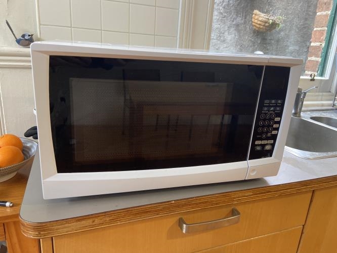 Second-hand Anko Microwave - Photo 1)