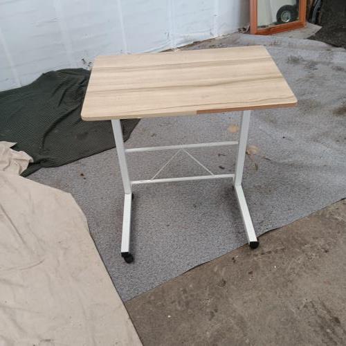 Second-hand Height-Adjustable Desk - Photo 1)