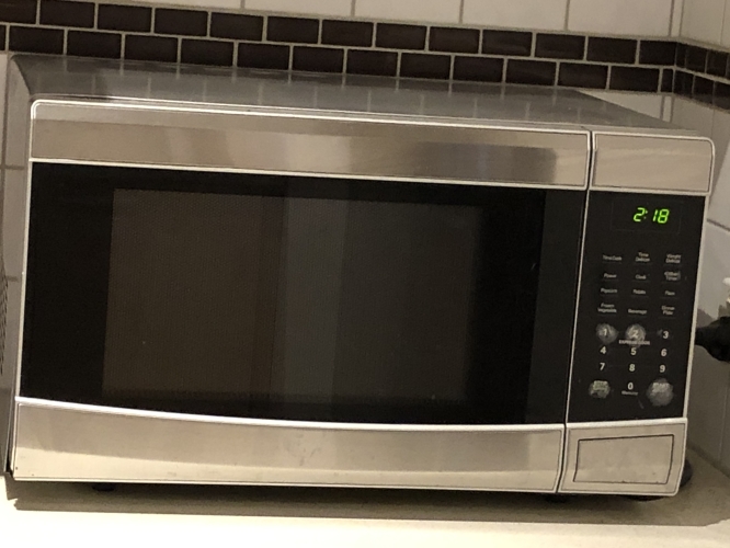 Second-hand Homemaker Microwave - Photo 1)