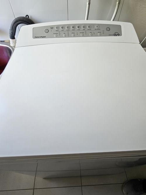 Second-hand Fisher & Paykel 8kg Top Load Washing Machine