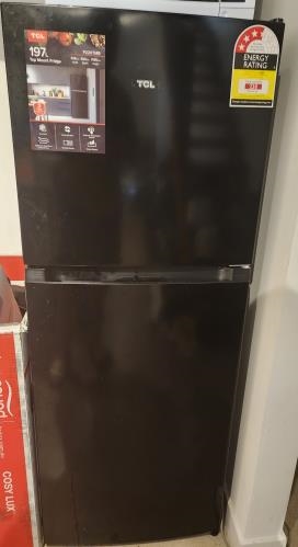 Second-hand TCL 197L Top Mount Fridge - Photo 1)