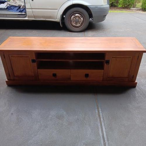 Second-hand Entertainment Unit