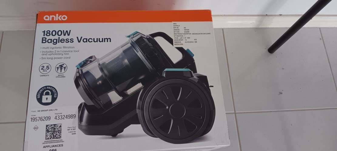 Second-hand Anko 1800W Bagless Vacuum Cleaner