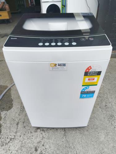 Second-hand Esatto 5.5kg Top Load Washing Machine