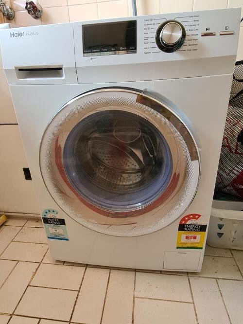 Second-hand Haier 7.5kg Front Load Washing Machine