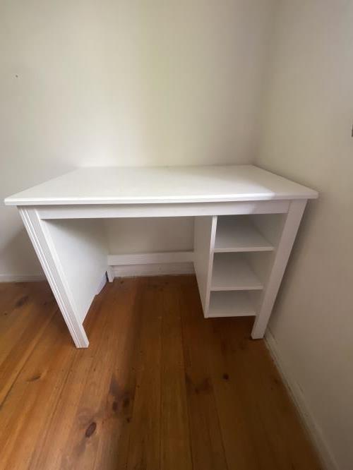 Second-hand IKEA Brusali Desk