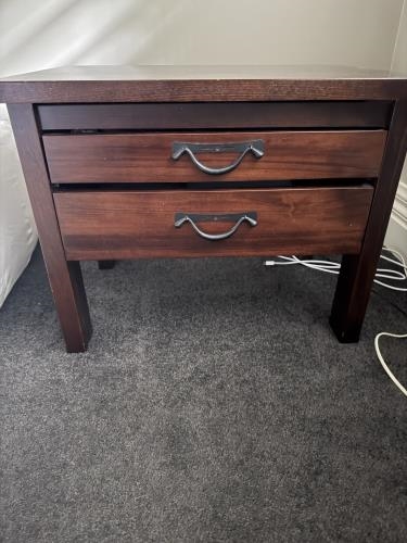 Second-hand Set of 2 Bedside Tables