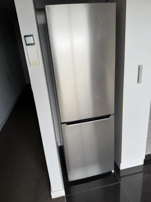 Second-hand Chiq 231L Bottom Mount Fridge