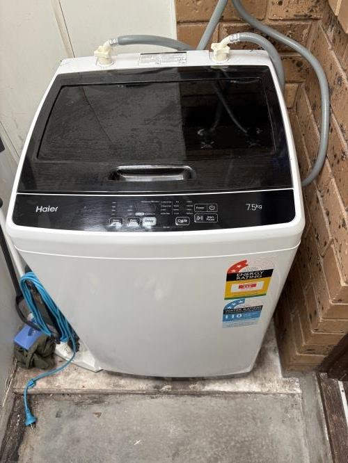 Second-hand Haier 7.5kg Top Load Washing Machine