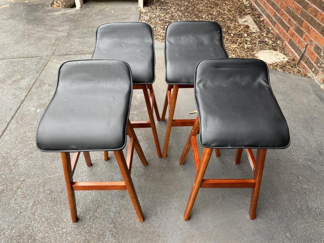 Second-hand Set of 4 Bar Stools