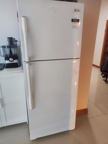 Second-hand LG 422L Top Mount Fridge