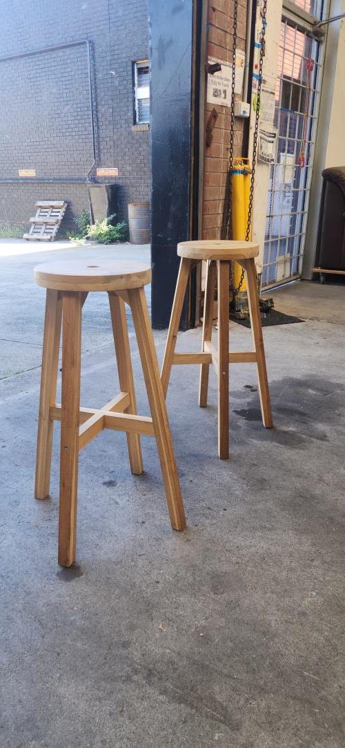 Second-hand Set of 2 Stools