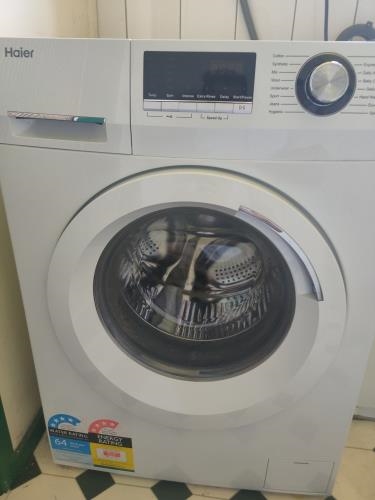 Second-hand Haier 7.5kg Front Load Washing Machine