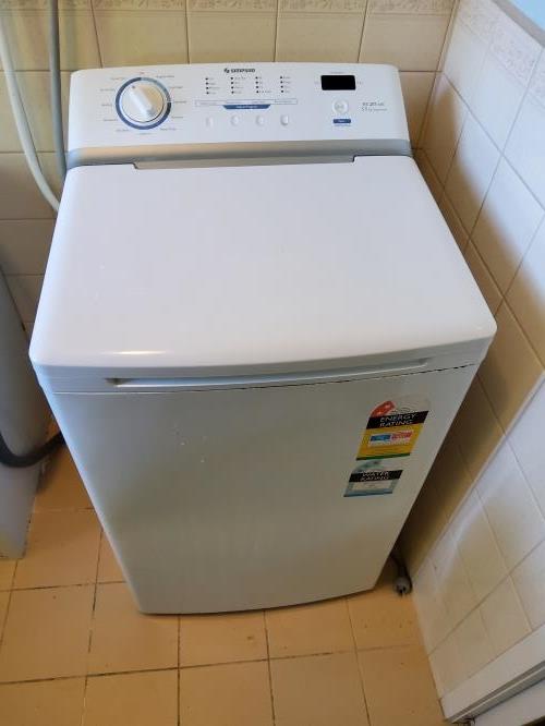 Second-hand Simpson 5.5kg Top Load Washing Machine