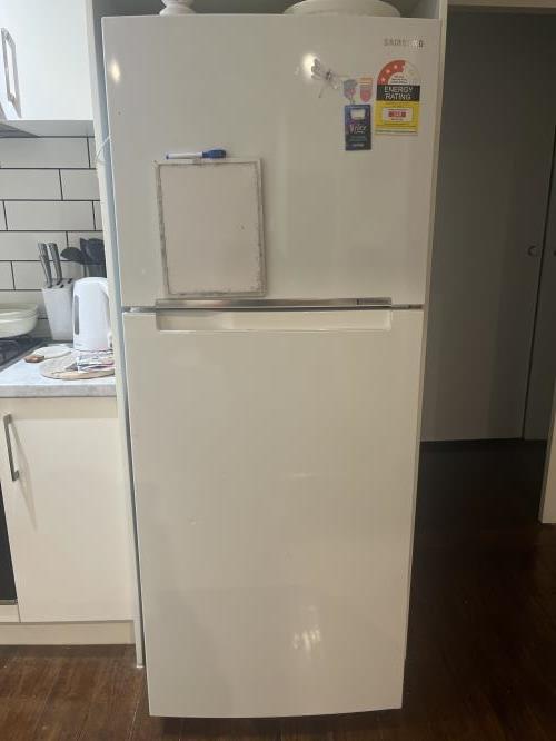 Second-hand Samsung 400L Top Mount Fridge