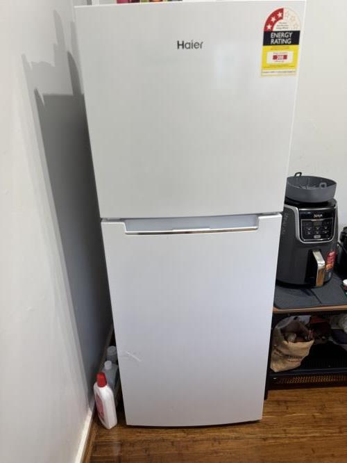 Second-hand Haier 220L Top Mount Fridge