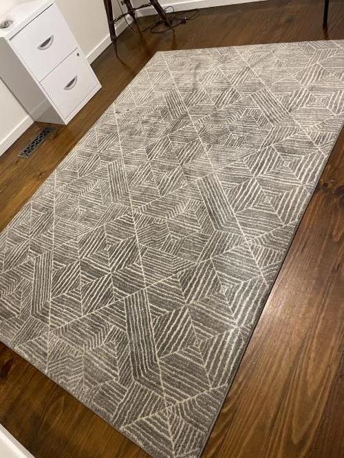 Second-hand Rug