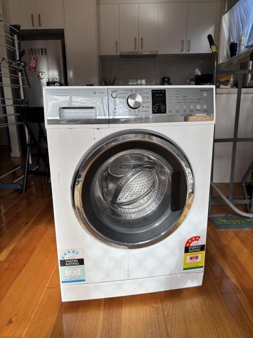 Second-hand Fisher & Paykel 8.5kg Front Load Washing Machine