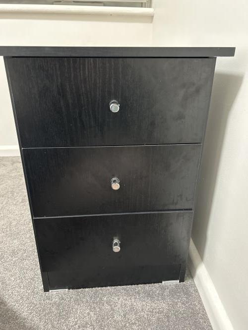 Second-hand Bedside Table
