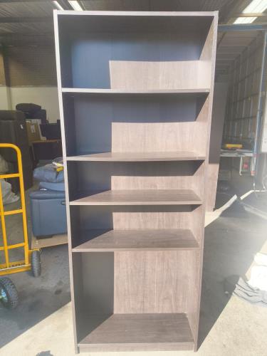 Second-hand IKEA Bookshelf