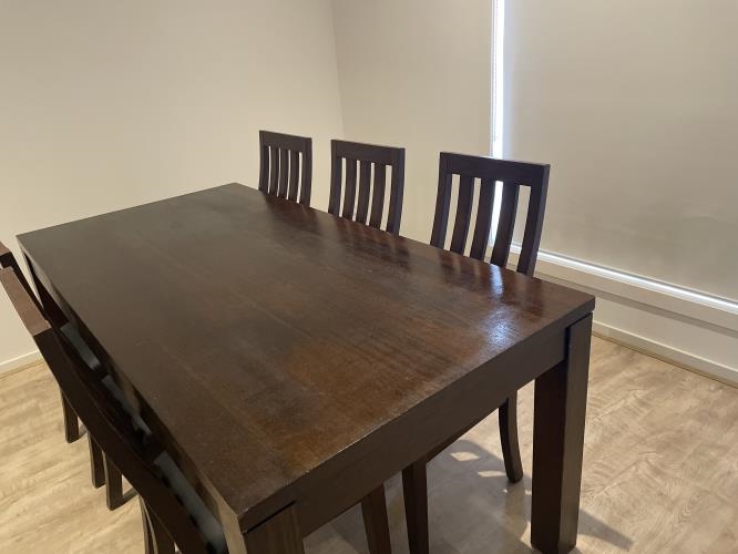 Second-hand Dining Table with 6 Chairs