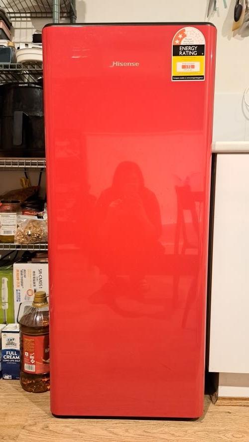 Second-hand Hisense 179L Bar Fridge