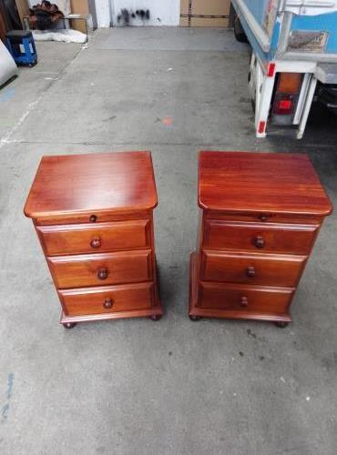 Second-hand Set of 2 Bedside Tables
