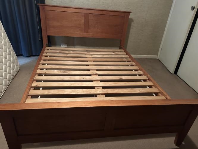 Second-hand Queen Size Bed Frame