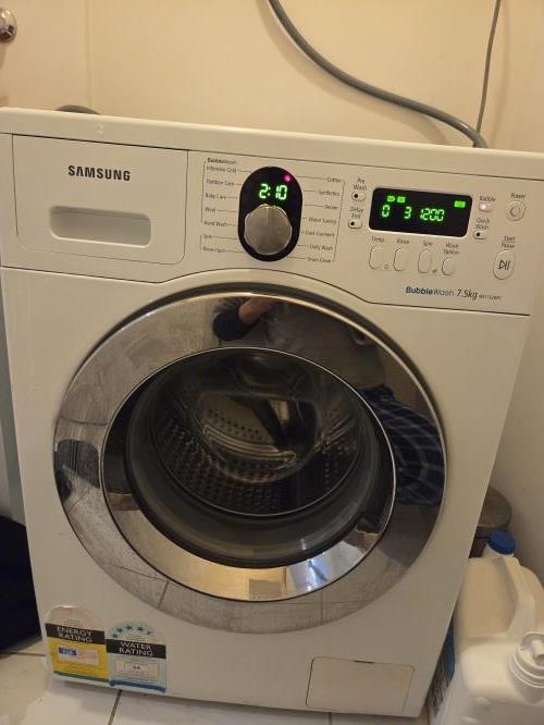Second-hand Samsung 7.5kg Front Load Washing Machine