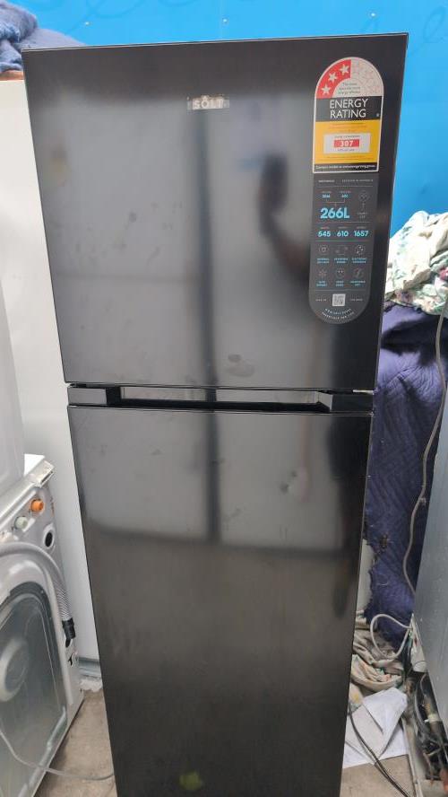 Second-hand Solt 266L Top Mount Fridge