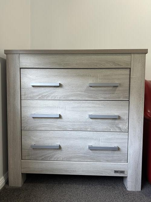 Second-hand Chest of 3 Drawers