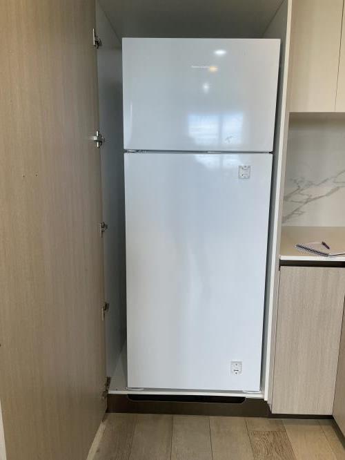 Second-hand Fisher & Paykel 447L Top Mount Fridge