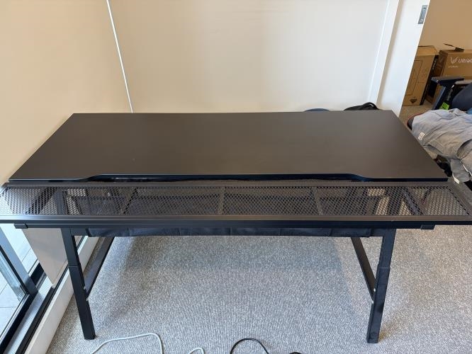 Second-hand IKEA UTESPELARE Gaming Desk