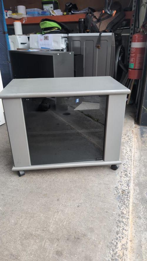 Second-hand TV Table