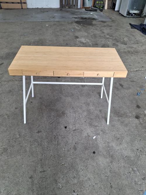 Second-hand IKEA Desk
