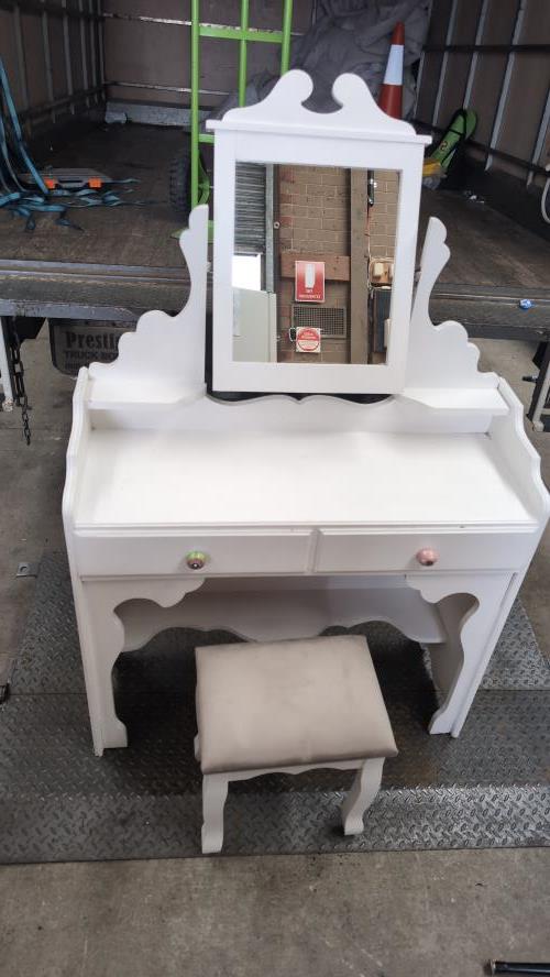 Second-hand Dressing Table with Stool