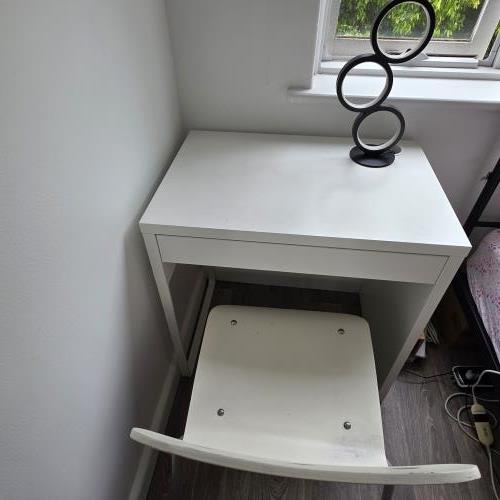 Second-hand Compact Desk and Chair