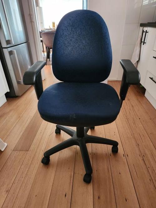 Second-hand Office Swivel Chair