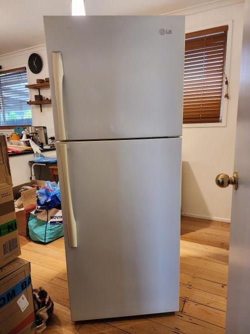 Second-hand LG 422L Top Mount Fridge