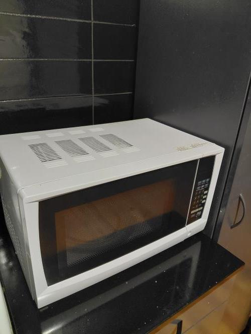 Second-hand Anko Microwave