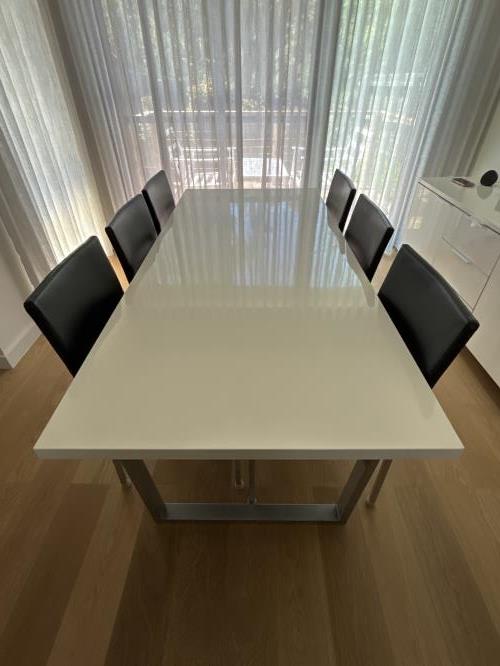 Second-hand Dining Table with 6 Chairs