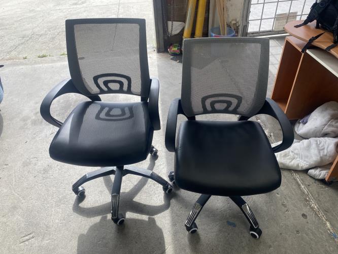 Second-hand Set of 2 Office Swivel Chairs